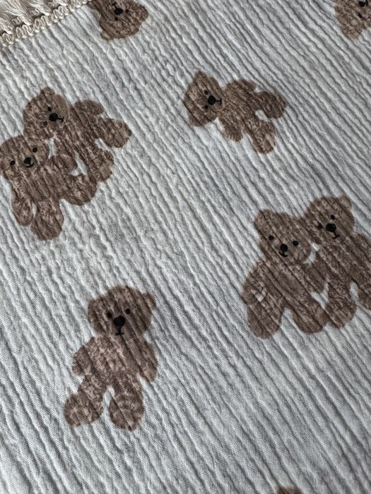 Kocyk z misiami z frędzlami koc