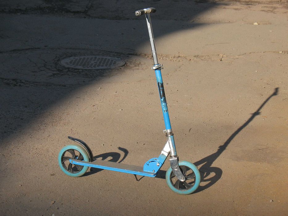 Самокат  iTrike (колеса 200мм)