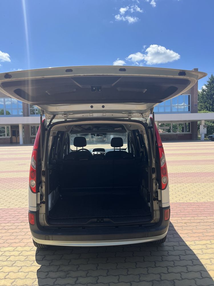 Renault Kangoo 2012 рік 1.5 дизель Пасажир