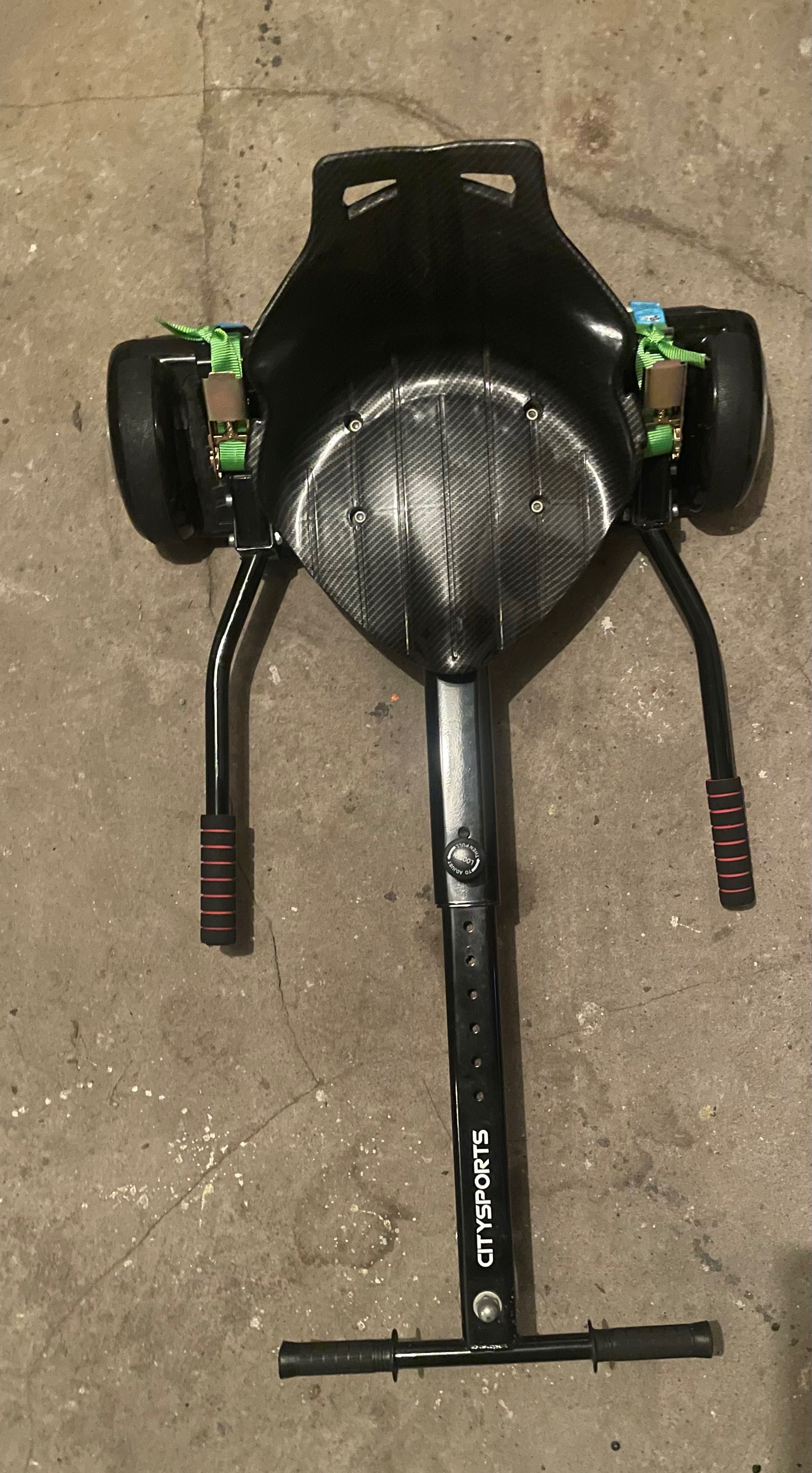 Hoverboard firmy yes dzik z dostawką do jazdy