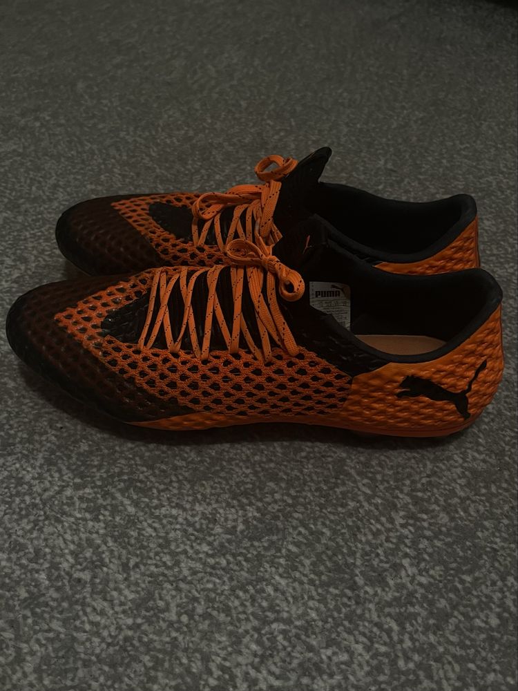 Puma Future 2.1 Netfit Low Hybrid Soccer Cleats