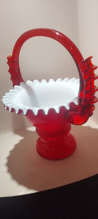 HSG  Ząbkowice Ludwik Fiedorowicz koszyk z falbanką szkło PRL