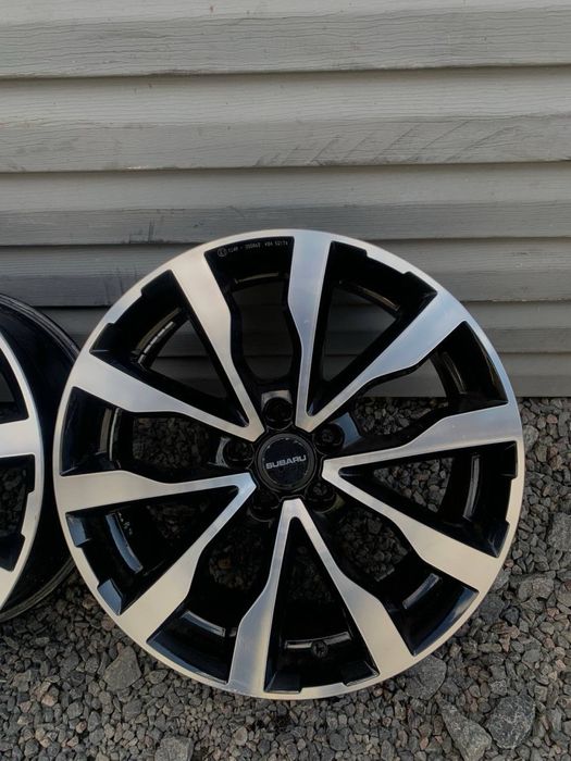 Продам комплект титанів Subaru 5/100 R17