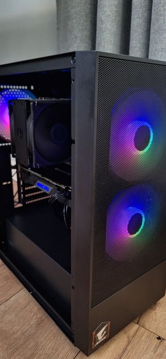Komputer gamingowy/ ryzen 5 3600/ RTX 2060 super