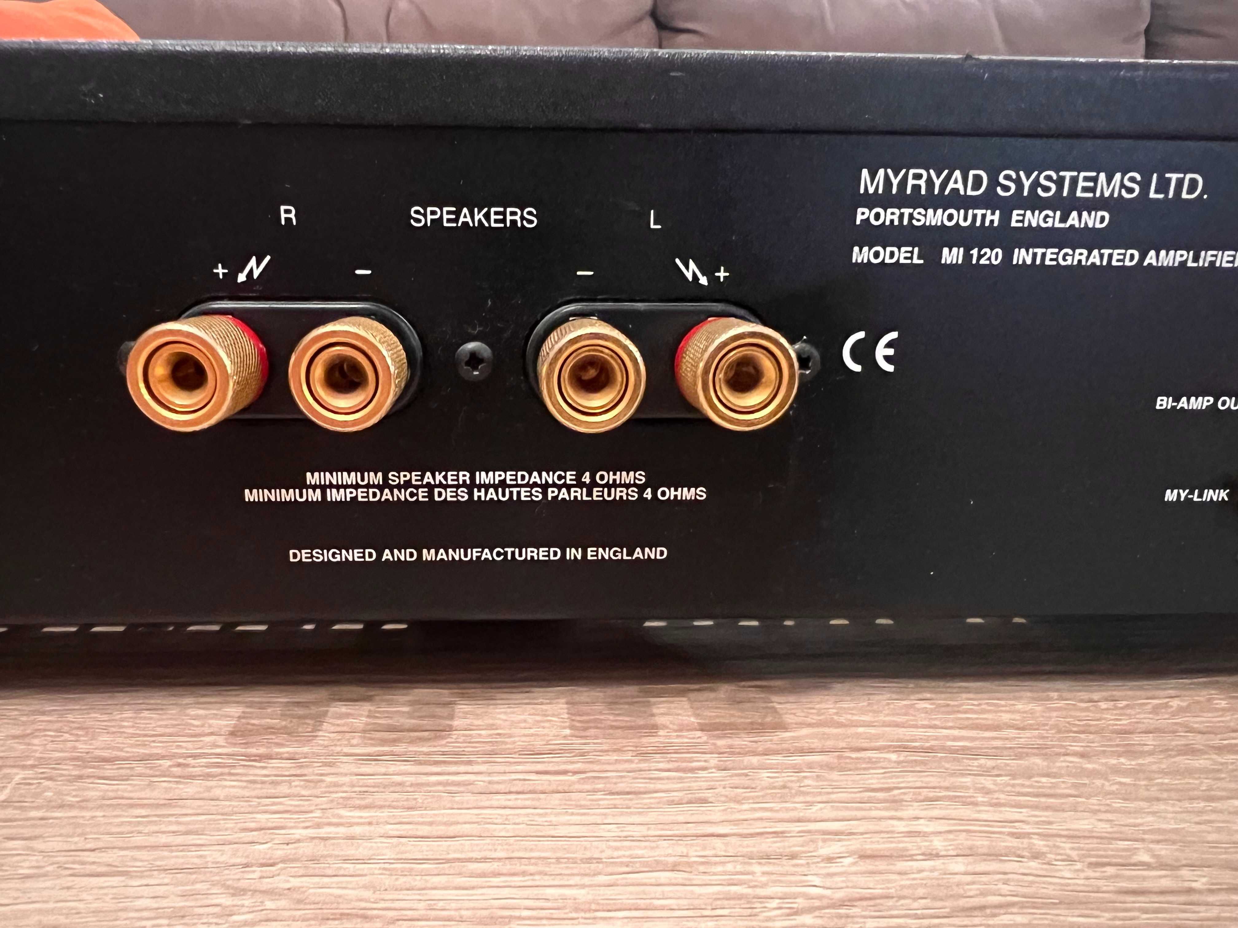 Myryad MI 120 wzmacniacz stereo pilot 2 x 60W