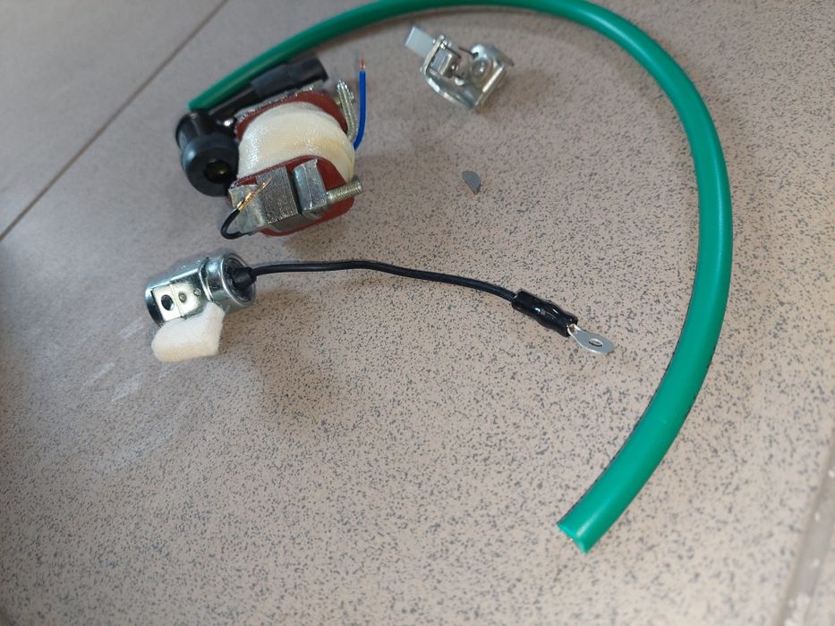 Nowy zestaw naprawczy iskrownika zapłonu Romet motorynka komar ogar pl