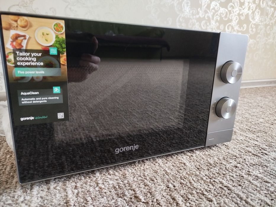 Мікрохвильова піч (НВЧ) Gorenje MO20E1T4