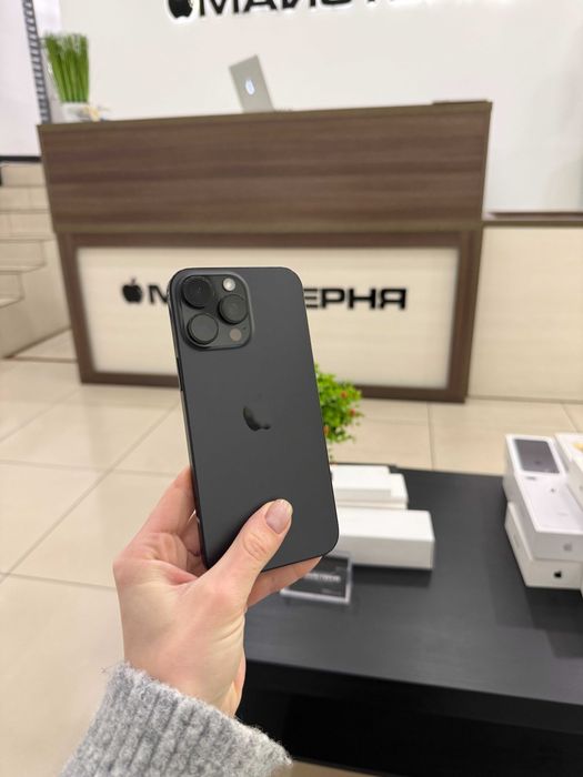 IPhone 16 Pro Max 256 Gb Black Titanium батарея 96% Гарантія Кредит