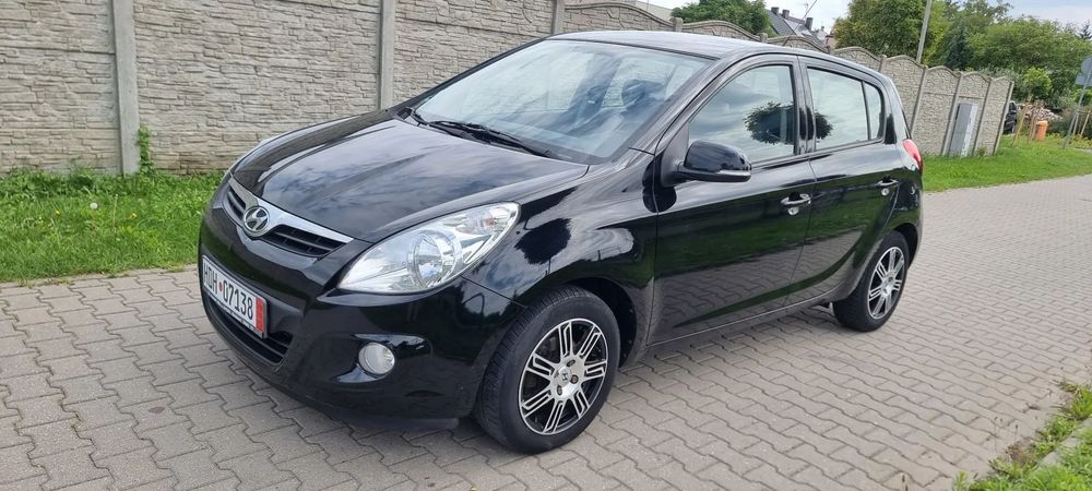 Hyundai i20 Niemiec 1.25 Ben Sprawna Climatronic*Skóry*Full Opcja * 155 tys km