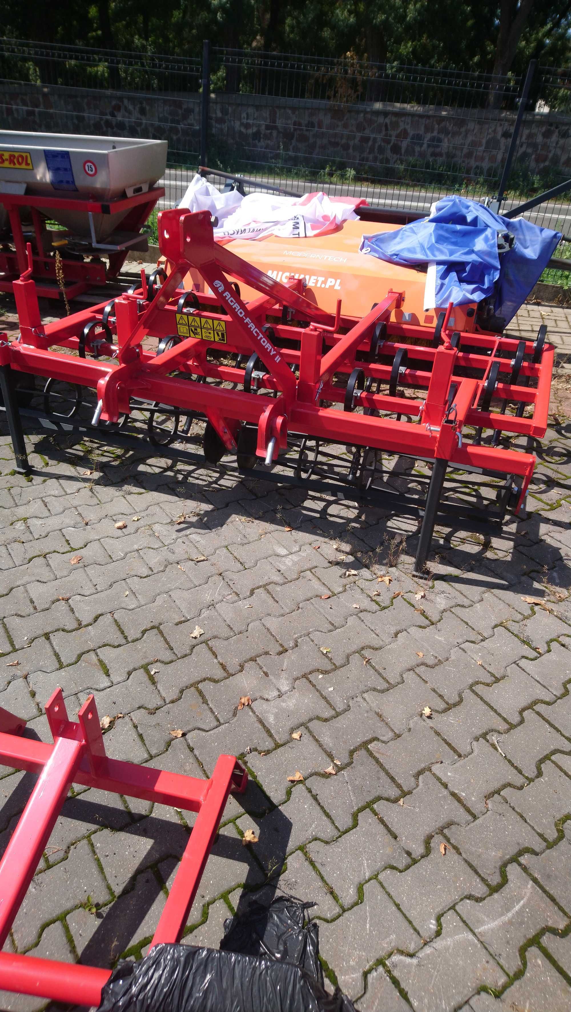 Agregat przedsiewny uprawowy 2,3m