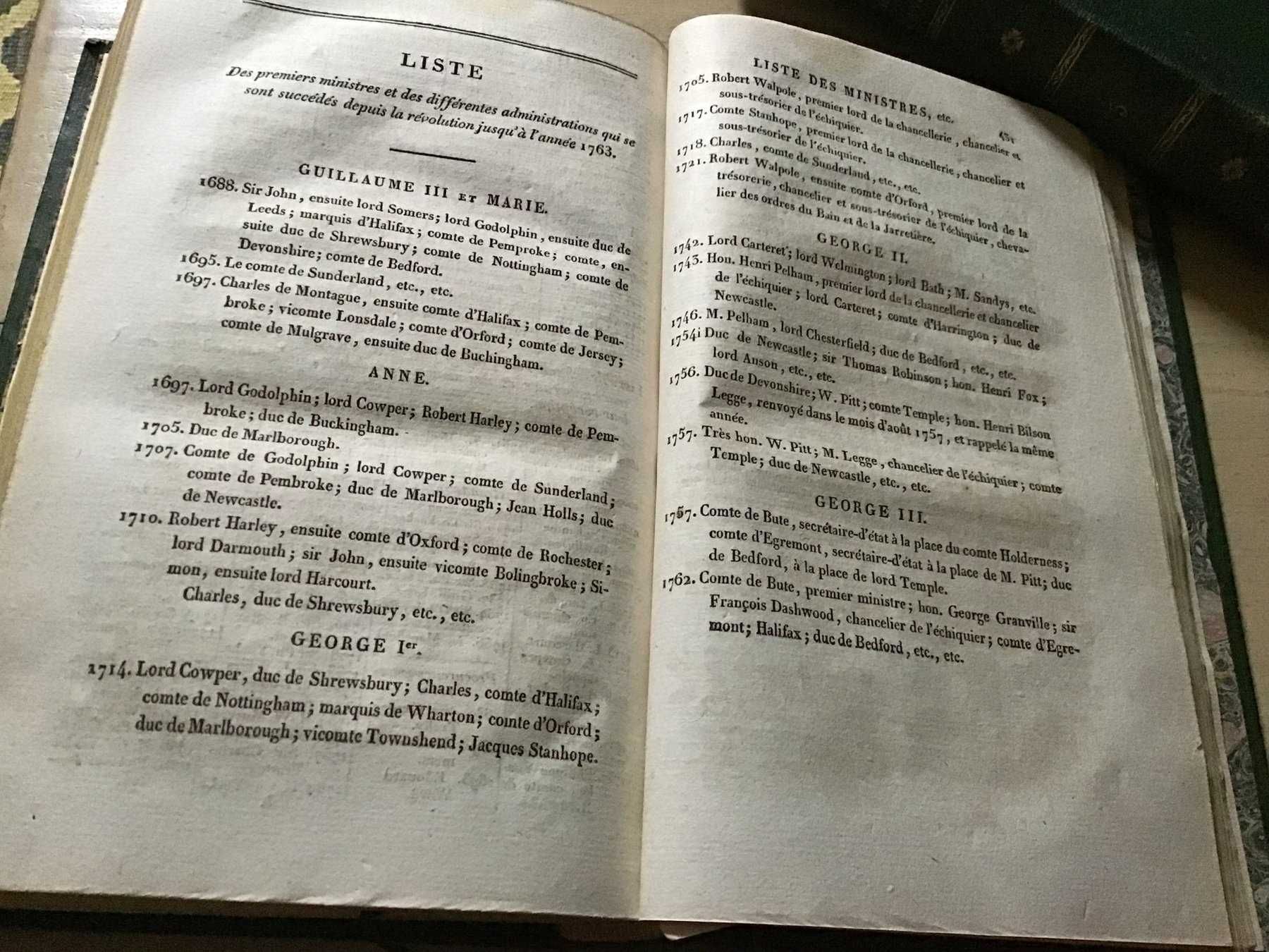 História de Inglaterra desde a invasão dos Romanos até 1763. Ano 1815.