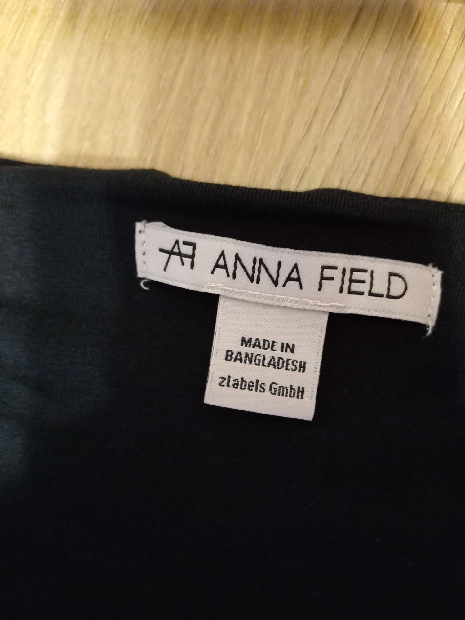 Sukienka Anna Field
