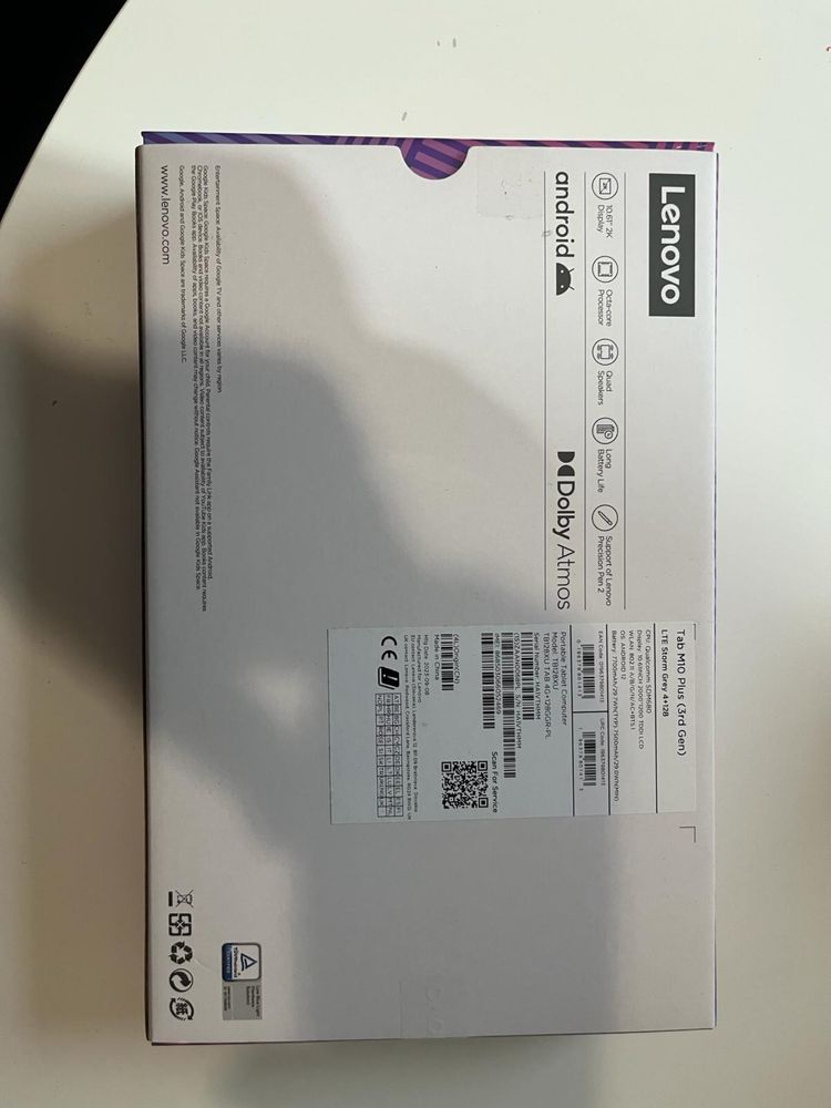 Nowy tablet Lenovo TabM10+ 3Gen