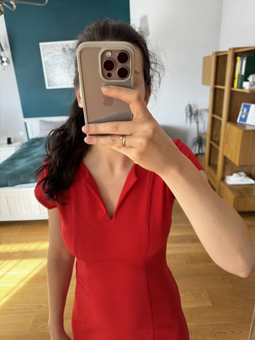Czerwona sukienka