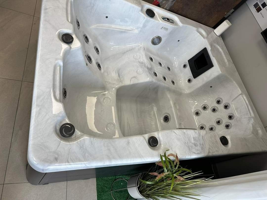Jacuzzi ogrodowe wanna spa 3 osobowe nowe
