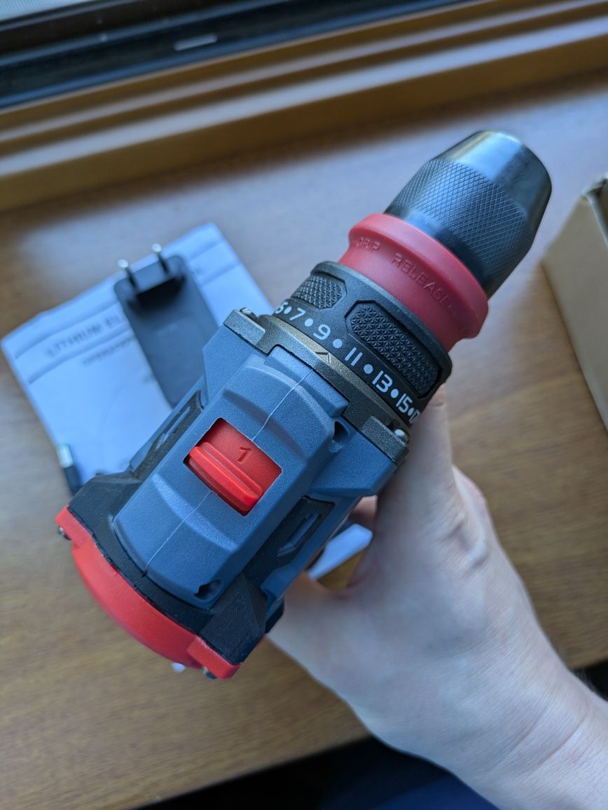 Шуруповёрт бесщеточный 16.8v