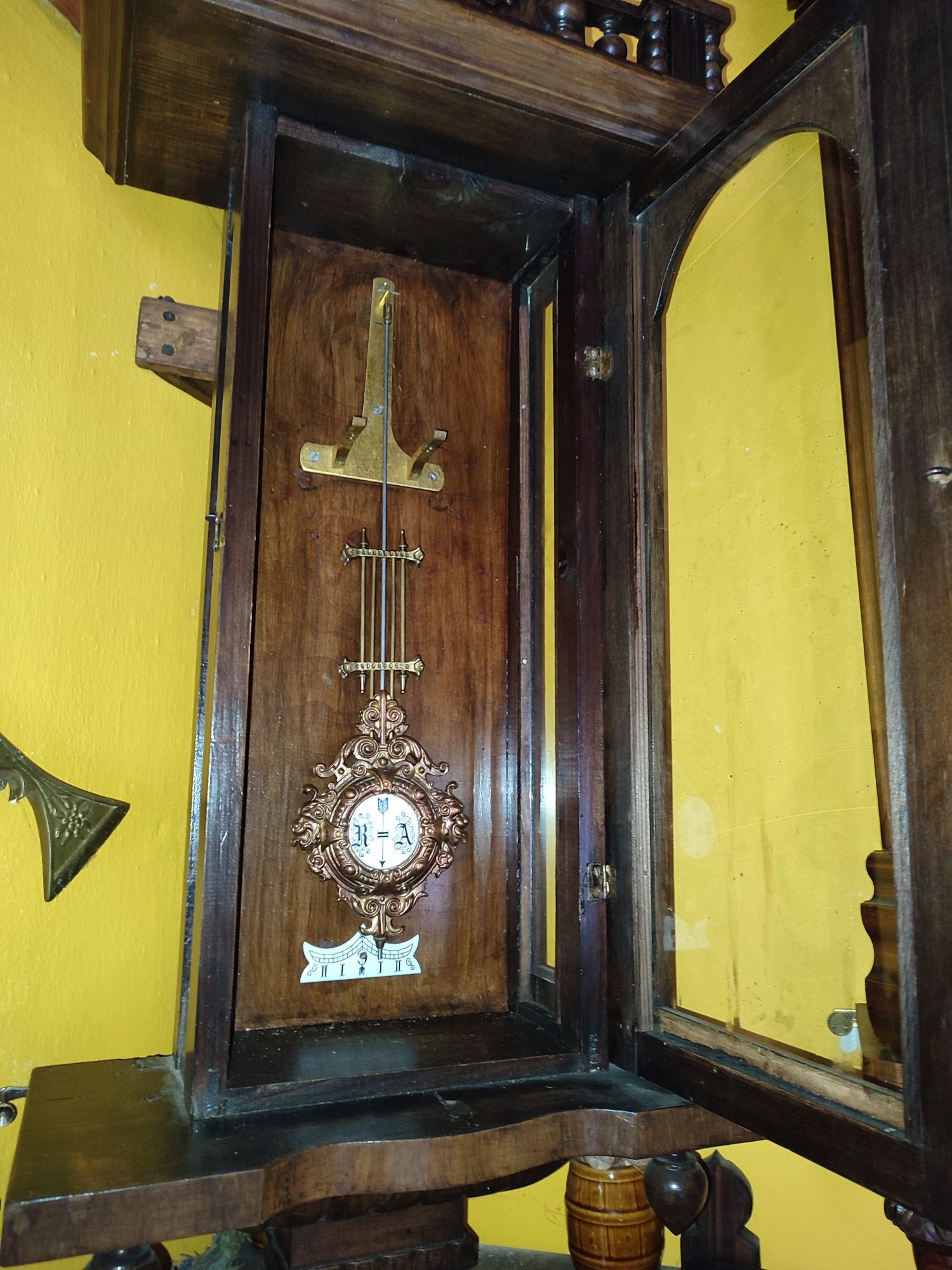 Stary wiszący zegar Lenzkirch z 1877 roku z 2 tygodniowym zap. chodu