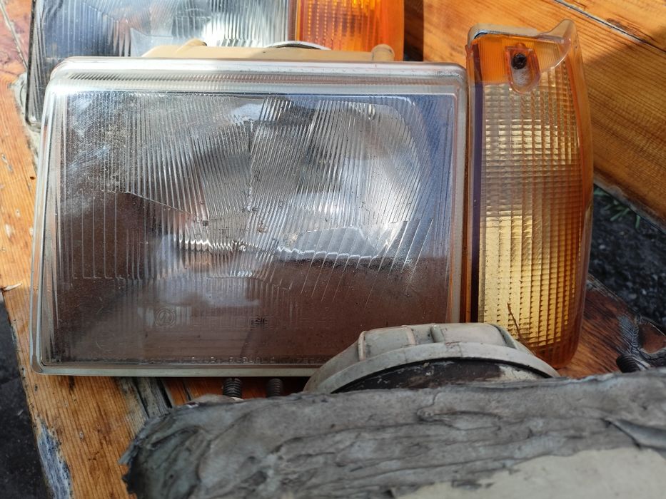 Продам фары на Таврию Славуту