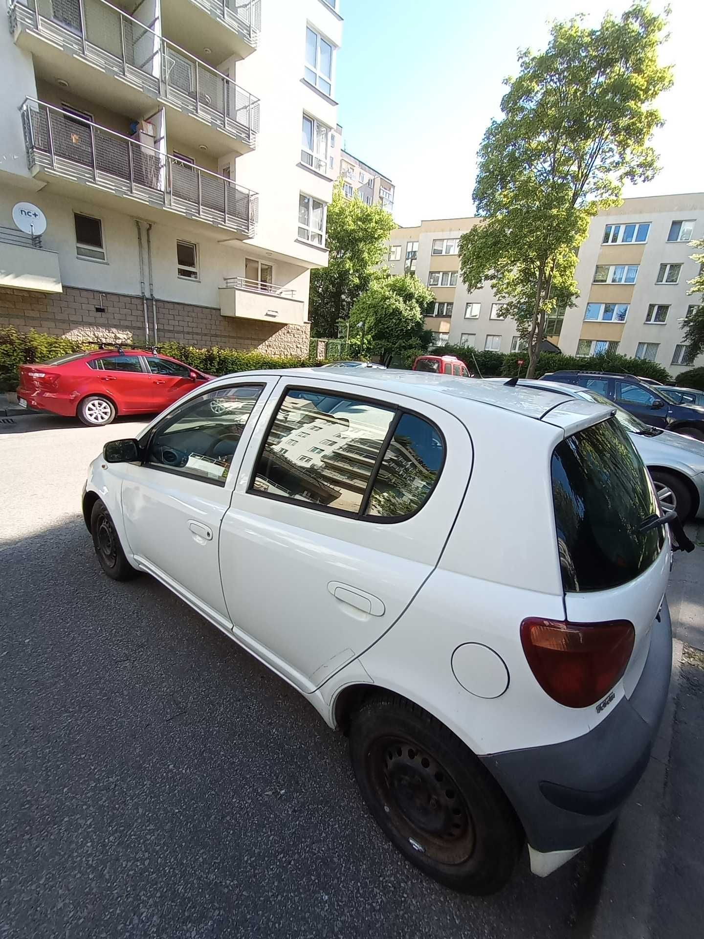 Toyota Yaris I Biały