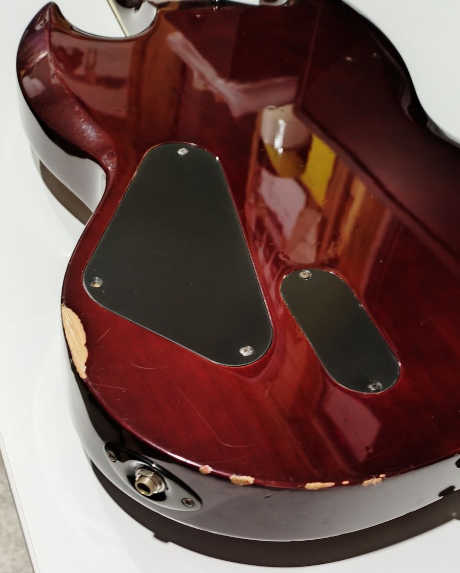 Viper 400 ESP gitara elektryczna z SetpickupsJames Hetfield EMG