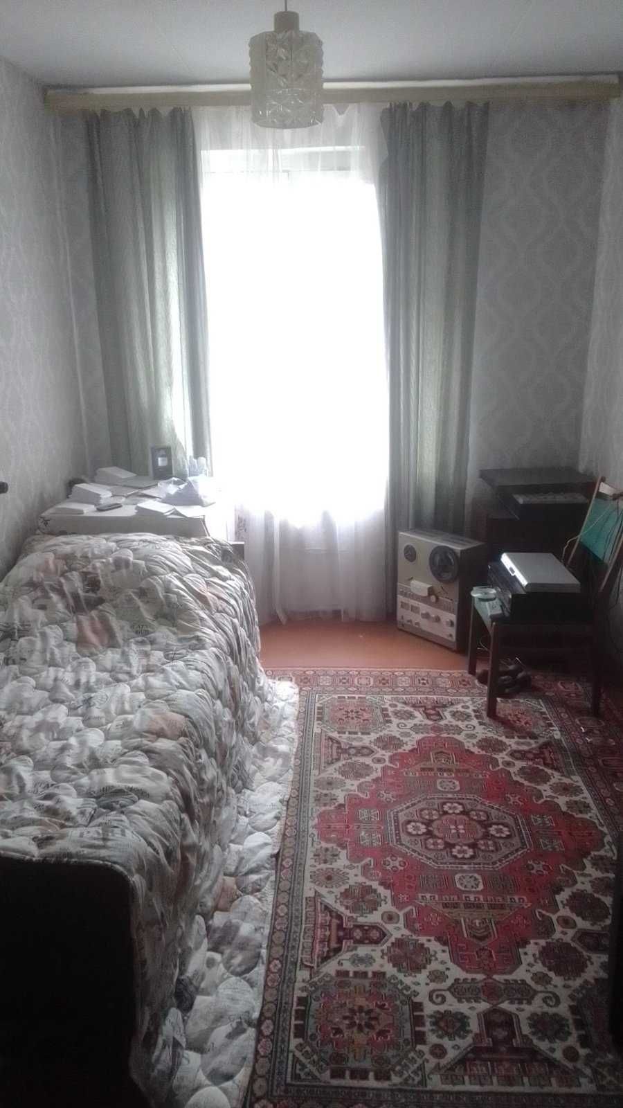 3-кімнатна, Автовокзал