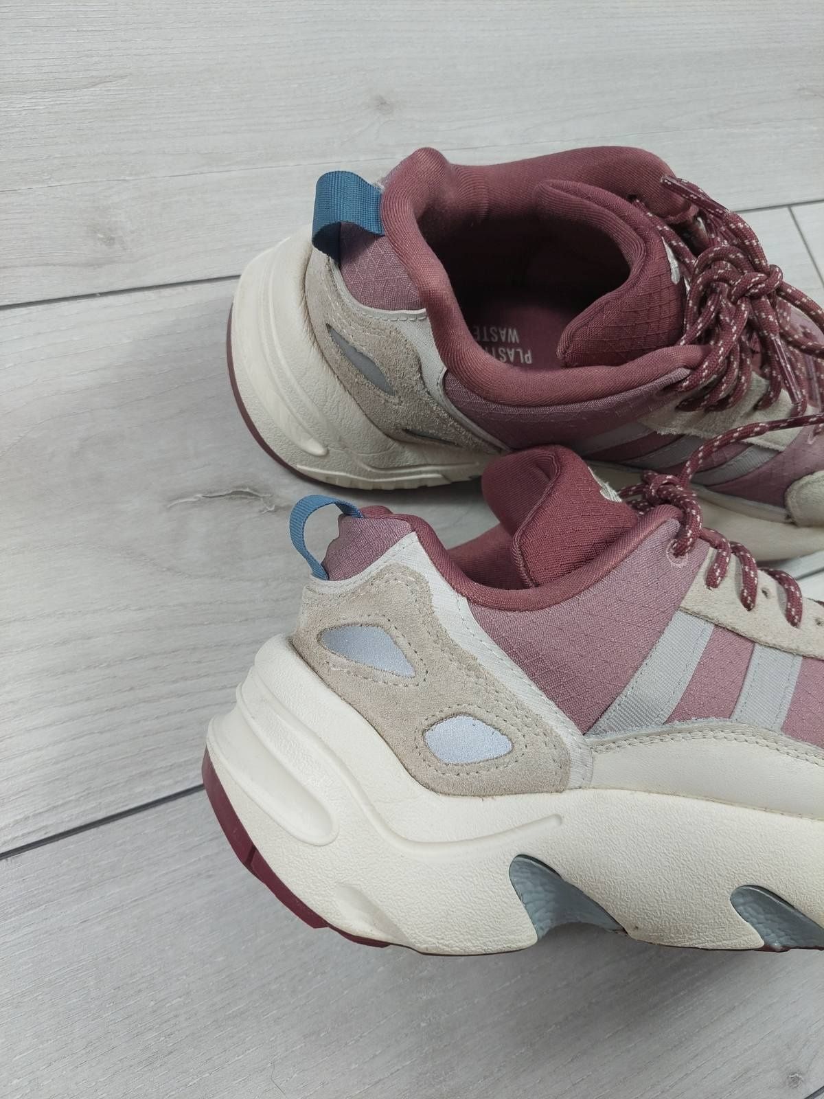 Кроссовки Adidas ZX22 boost р.42