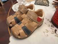 Vendo sapatos bebé menino