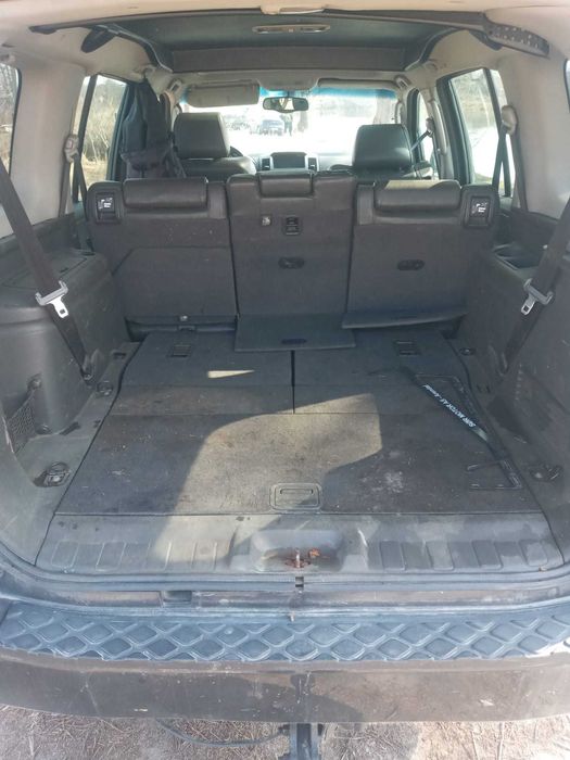 Nissan pathfinder 4*4