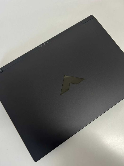Portátil Gaming VICTUS HP - 15-fa0023np