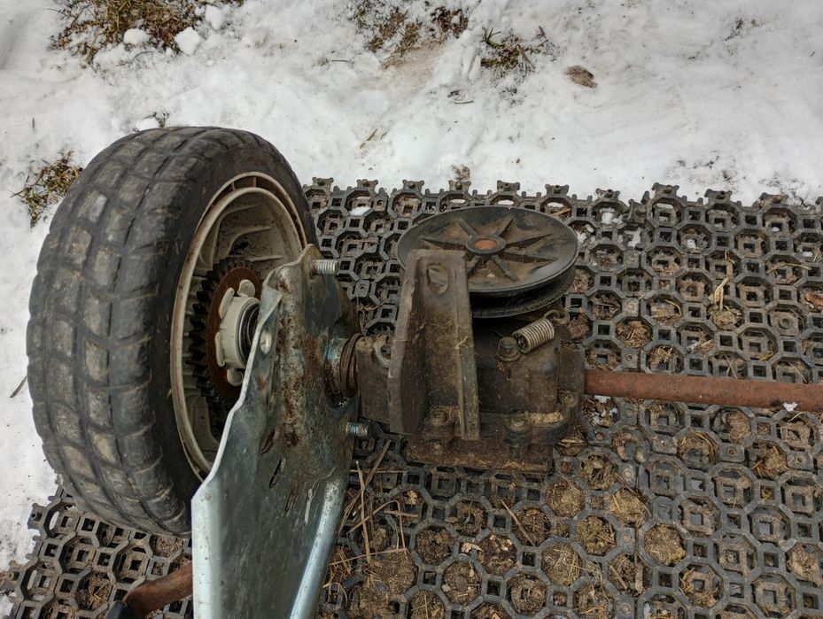 Napęd do kosiarki Honda