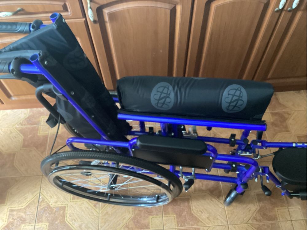Крісло-ліжко колісне, інвалідний візок, інвалідна каляска
