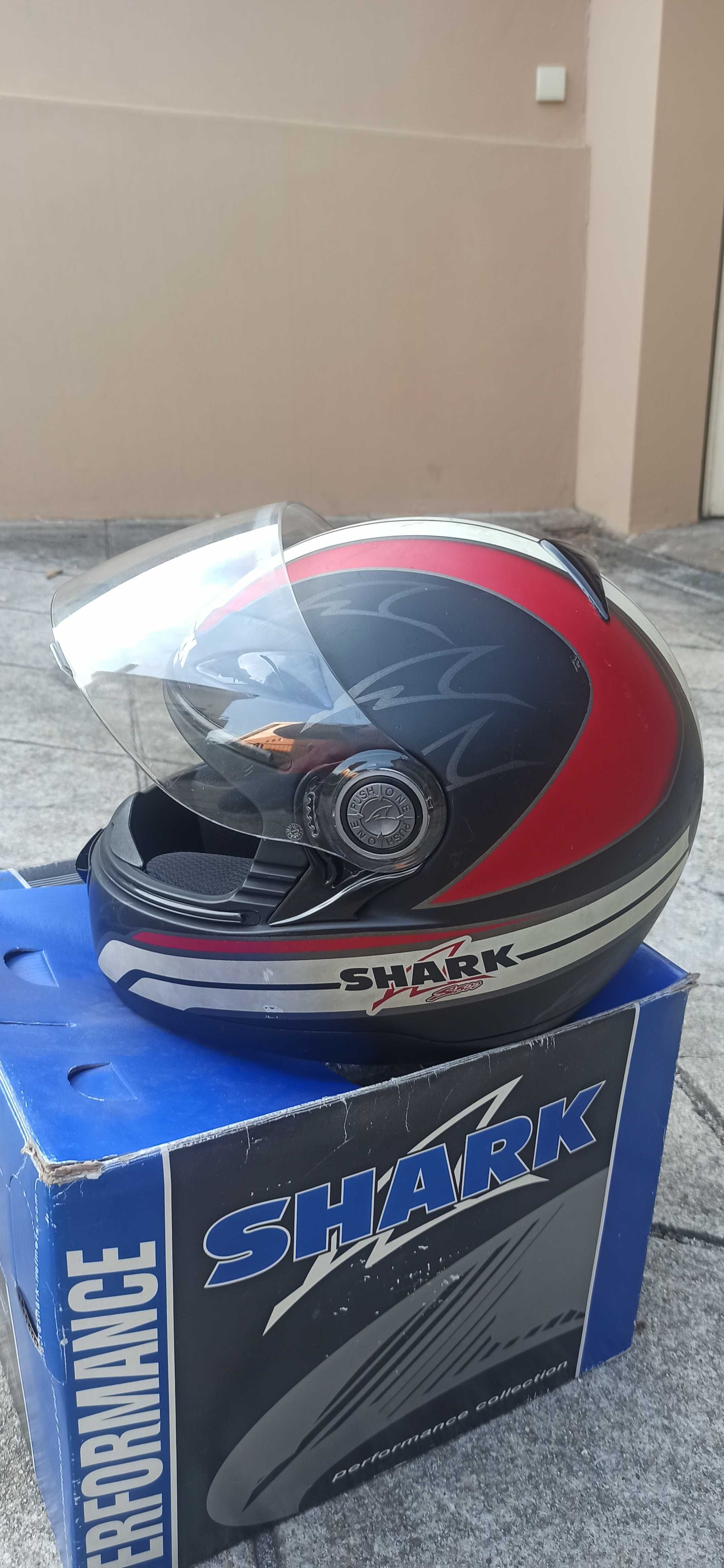Capacetes mota shark