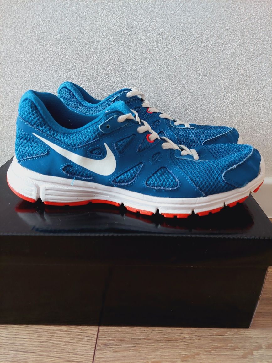 Niebieskie buty sportowe Nike revolution 2 40