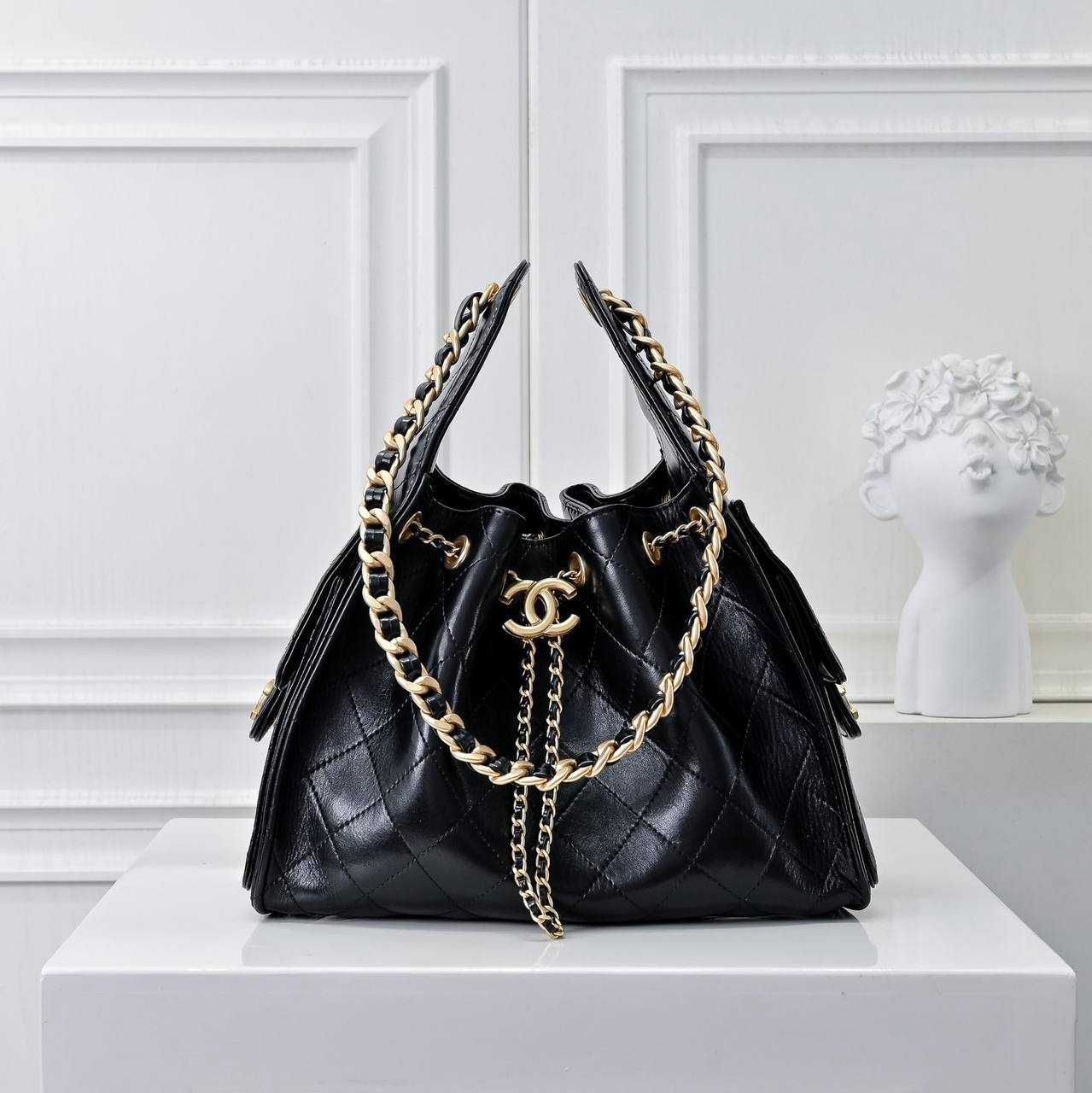 Сумка Chanel Hobo