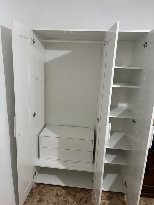 Roupeiro 3 portas Brimnes Ikea