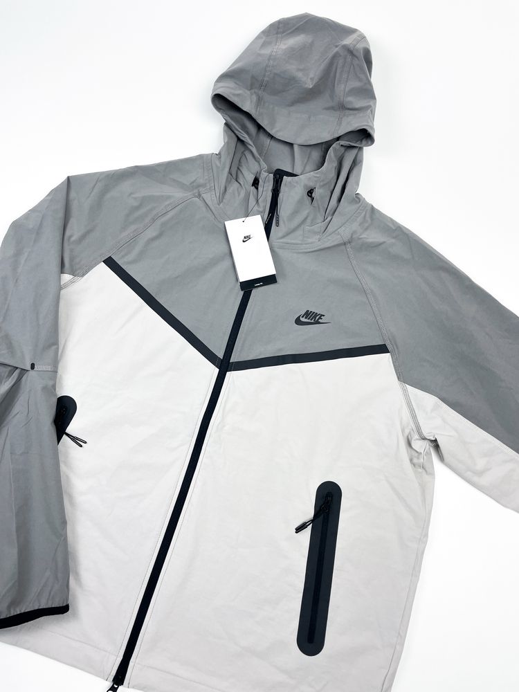 Акція! Чоловіча Вітровка Nike Tech Wolven сіра (M) / Нова!