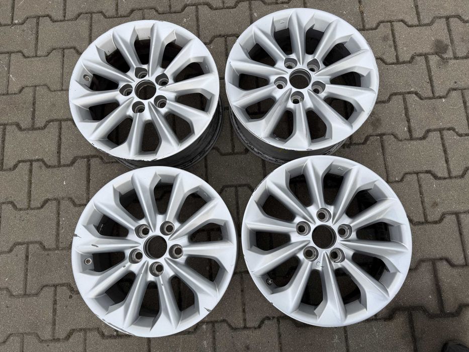 Felgi aluminiowe 16 Toyota Corolla E21 5x114,3 - do regeneracji