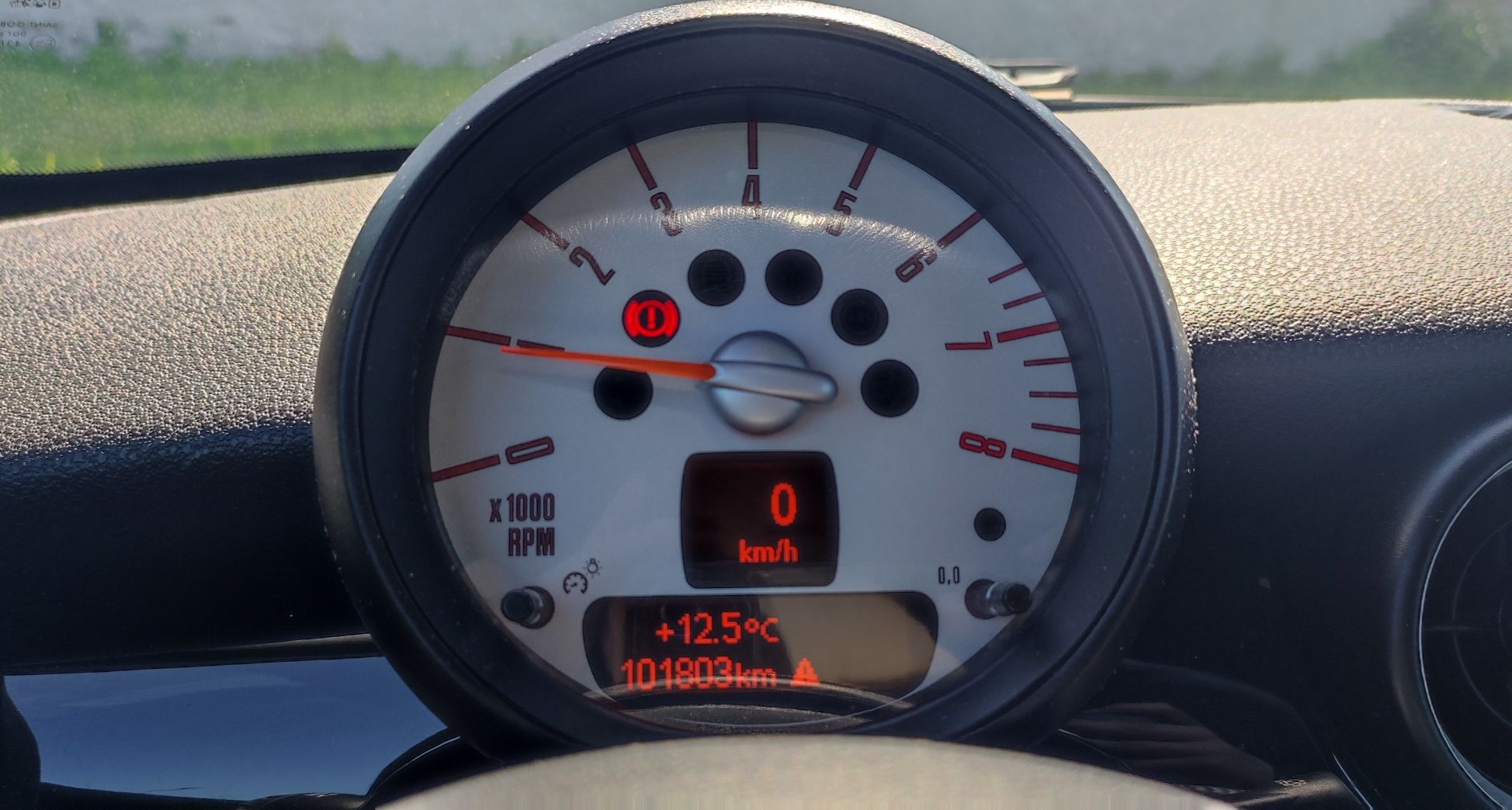 Mini Cooper One 2012r.