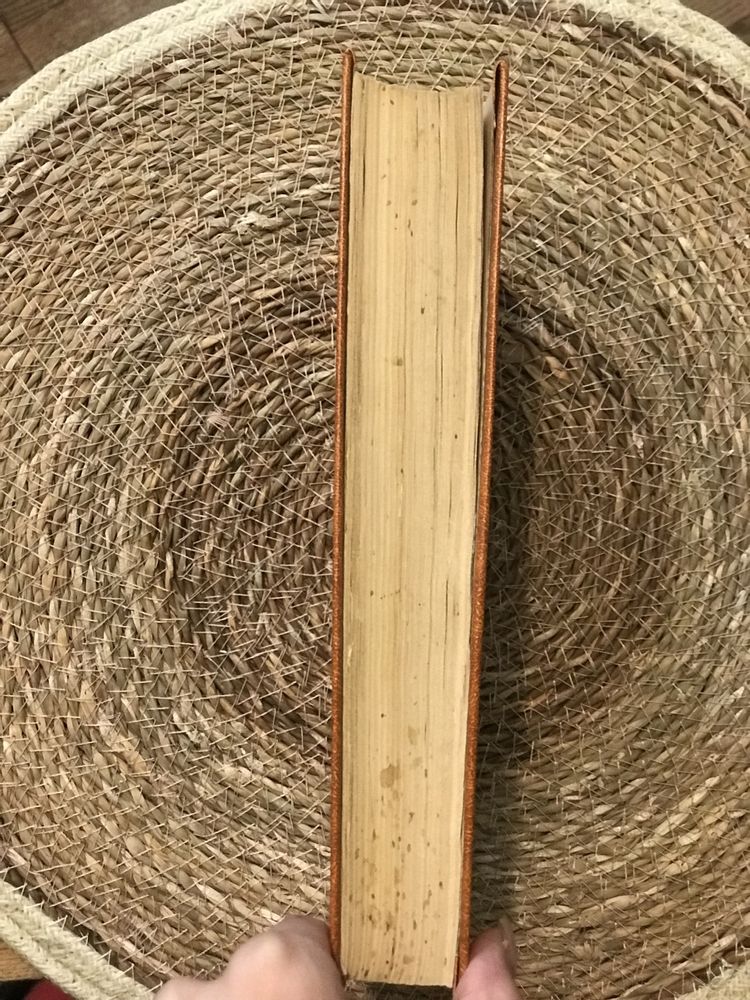 Книга повести Марк Твен