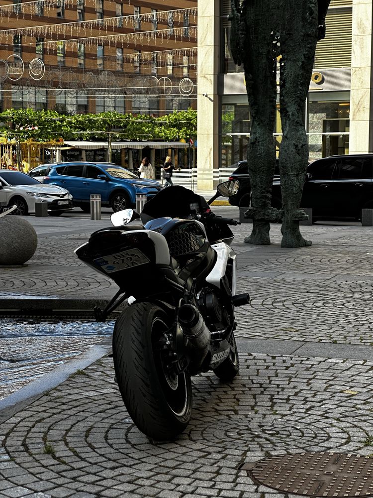 Suzuki GSX-R 750 K9