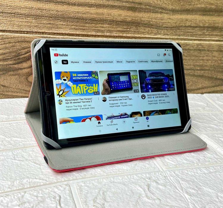 Планшет 8 дюймів 32 ГБ “GPS”