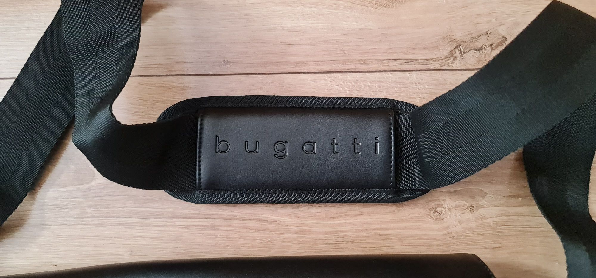 Torba na laptopa, tablet bugatti