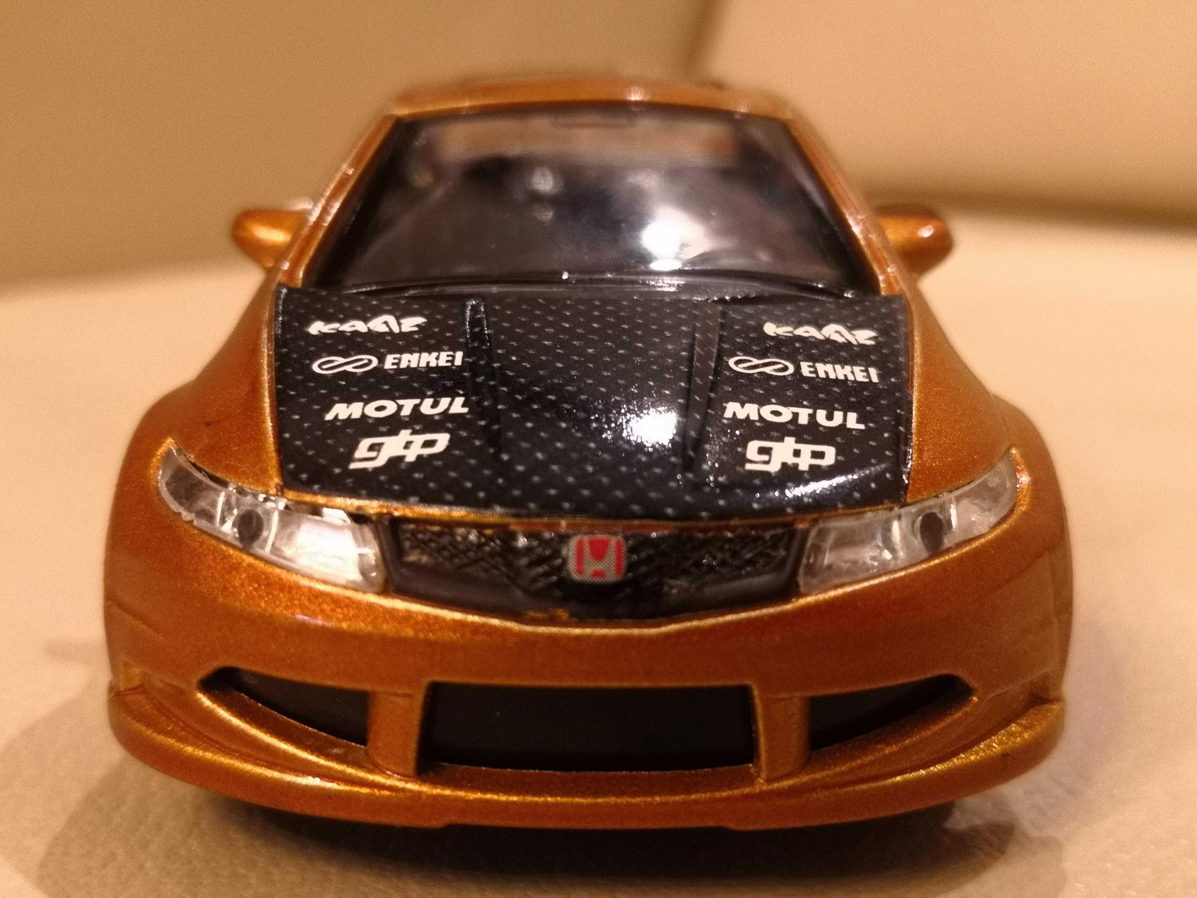 Model samochodu jak Honda Civic 8 VIII UFO Type-R 1:32 otwierane drzwi
