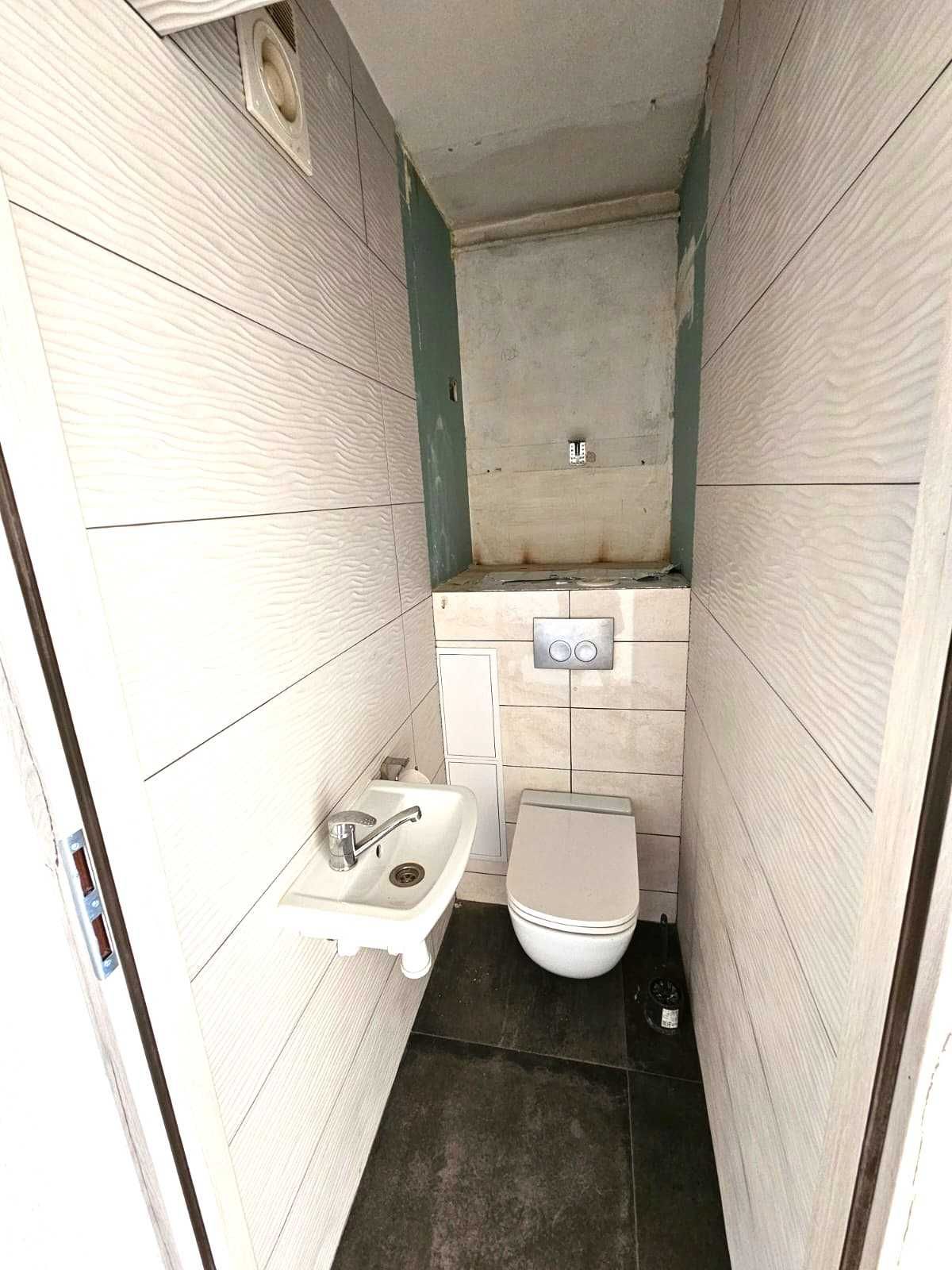 76m2 - 4 pokoje, balkon, osobna lazienka i wz - ul. komisji ed. narod.