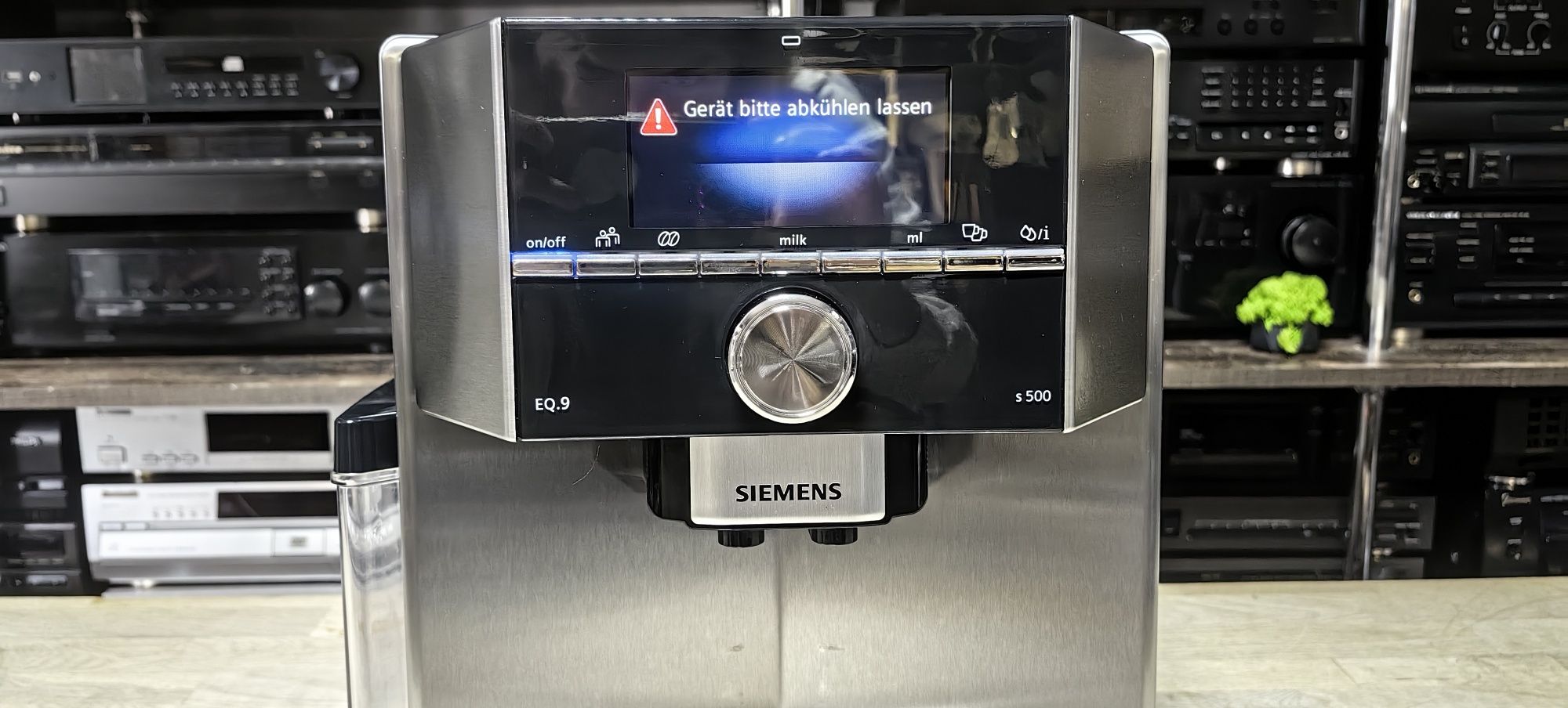 Кавова машина Siemens EQ.8 s500