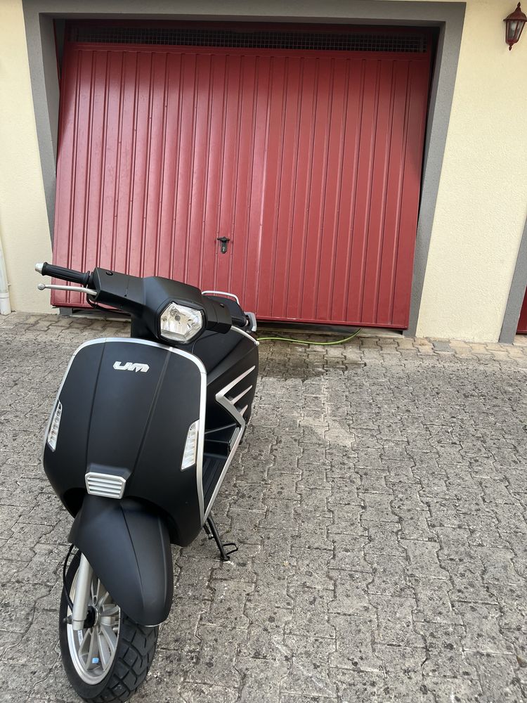 Scooter UM Chill 125cc