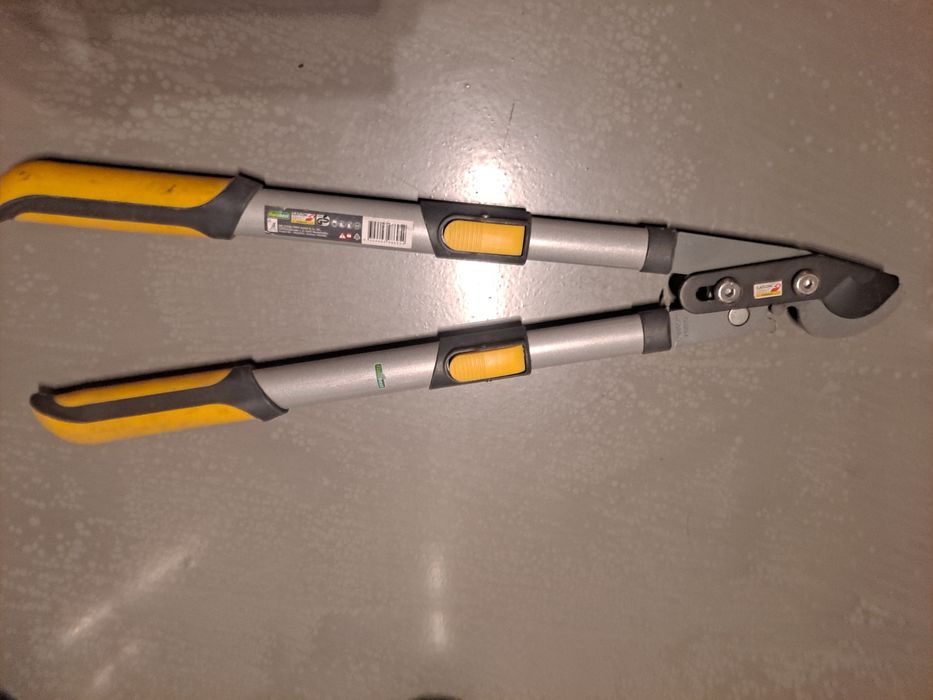 Nozyce teleskopowe do galezi