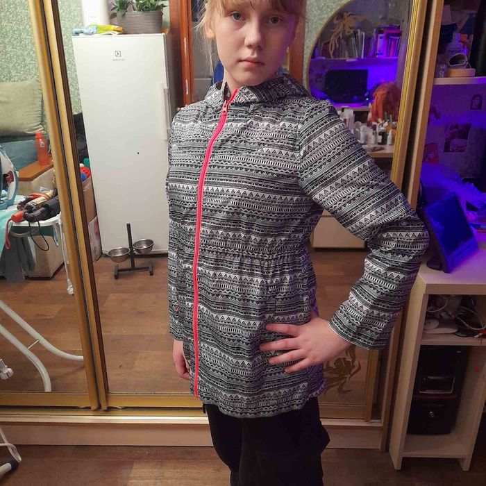 Курточки для девочки 8-11 лет