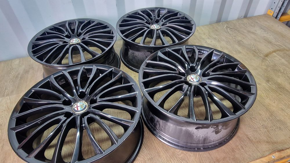 Felgi 18 alfa romego 159 gulietta 5x110 7.5j et41 os 65.1