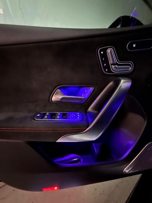 Mercedes A 180 d AMG Line 2020 •DIGITAL LIGHT • Burmester